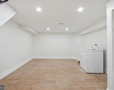 512 S Yewdall Street - Photo Thumbnail 30