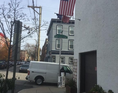 2404 Aspen Street - Photo Thumbnail 2