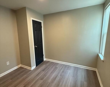 1859 E Cornwall Street - Photo Thumbnail 10