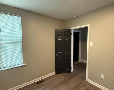 1859 E Cornwall Street - Photo Thumbnail 8