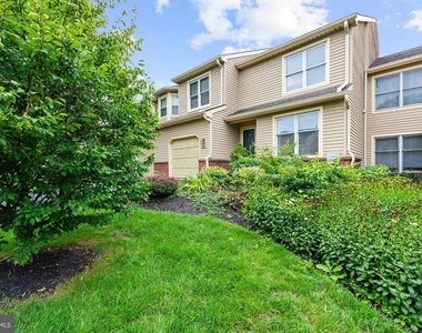 187 Pinecrest Lane - Photo Thumbnail 5