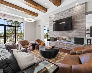 3040 Larkwood Circle - Photo Thumbnail 3