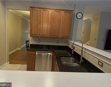51 Malsbury Street - Photo Thumbnail 13