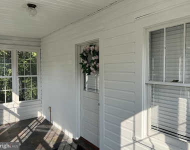 19 Snowden Avenue - Photo Thumbnail 5