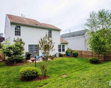 4 Richardson Circle - Photo Thumbnail 20