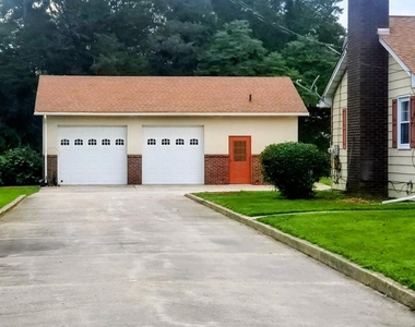 2024 A Beverly Drive - Photo Thumbnail 3