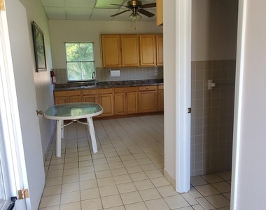 2024 A Beverly Drive - Photo Thumbnail 27