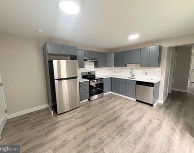 825 W 3rd Street - Photo Thumbnail 3