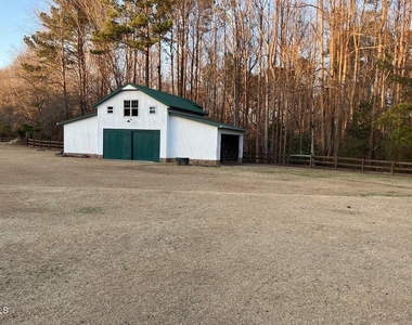 419 Westerman Place - Photo Thumbnail 5