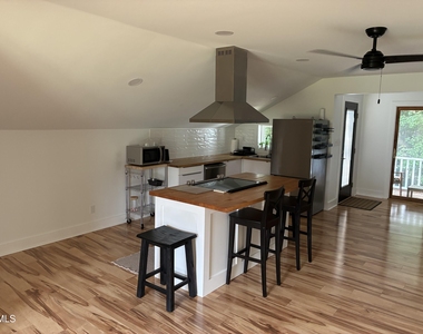 419 Westerman Place - Photo Thumbnail 9