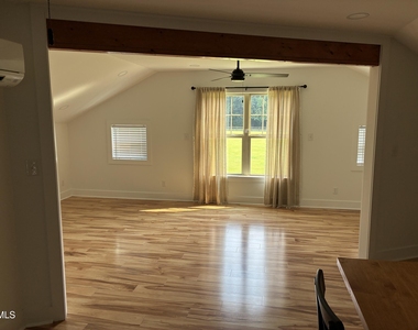 419 Westerman Place - Photo Thumbnail 6