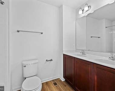 449 Peleton Street - Photo Thumbnail 23