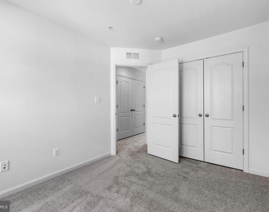 442 Peleton Street - Photo Thumbnail 17