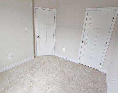 16437 Fife Way - Photo Thumbnail 16