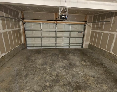 16437 Fife Way - Photo Thumbnail 26