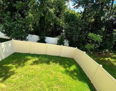 16380 Fife Way - Photo Thumbnail 16