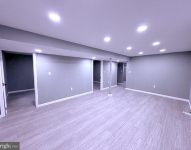 3507 Riviera Street - Photo Thumbnail 6