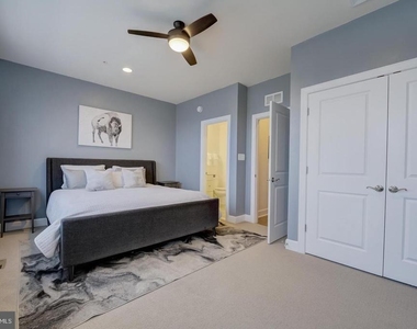6512 47th Street - Photo Thumbnail 7