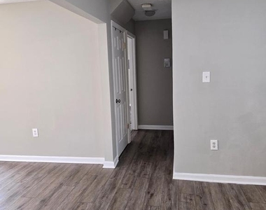 8313 Gibbons Drive - Photo Thumbnail 9