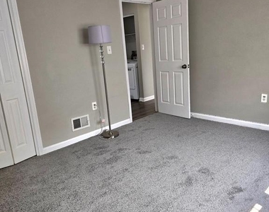 8313 Gibbons Drive - Photo Thumbnail 10
