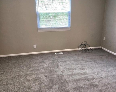8313 Gibbons Drive - Photo Thumbnail 18