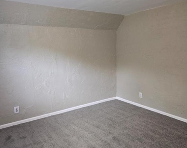 8313 Gibbons Drive - Photo Thumbnail 19