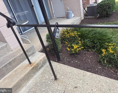 5534 Karen Elaine Drive - Photo Thumbnail 3