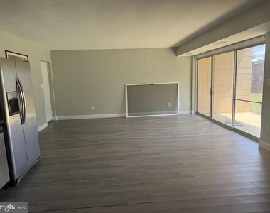 5534 Karen Elaine Drive - Photo Thumbnail 8