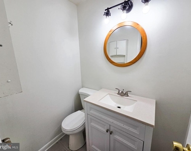 305 Hillsboro Drive - Photo Thumbnail 27