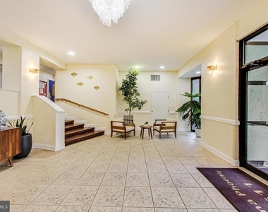 7611 Maple Avenue - Photo Thumbnail 22