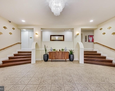 7611 Maple Avenue - Photo Thumbnail 21