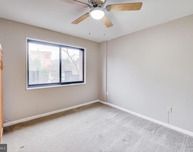 7611 Maple Avenue - Photo Thumbnail 18