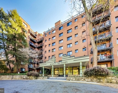 7611 Maple Avenue - Photo Thumbnail 1