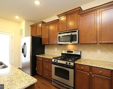 23236 Roberts Tavern Drive - Photo Thumbnail 3