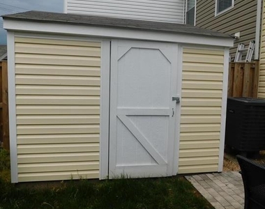567 Lancaster Place - Photo Thumbnail 19