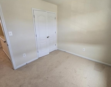 11703 Palm Desert Place - Photo Thumbnail 29