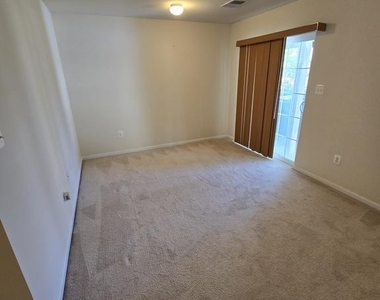 11703 Palm Desert Place - Photo Thumbnail 3