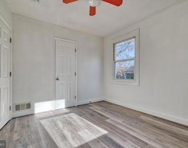 701 Platinum Avenue - Photo Thumbnail 15
