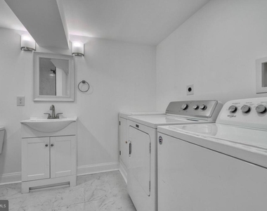 701 Platinum Avenue - Photo Thumbnail 32
