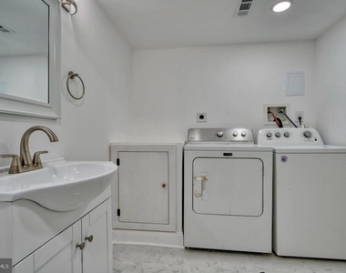 701 Platinum Avenue - Photo Thumbnail 35
