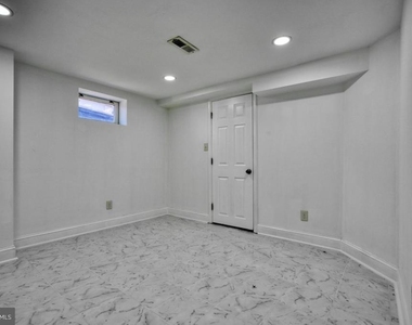 701 Platinum Avenue - Photo Thumbnail 26