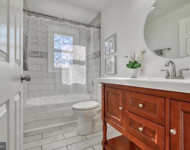701 Platinum Avenue - Photo Thumbnail 16