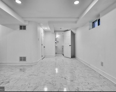 701 Platinum Avenue - Photo Thumbnail 31