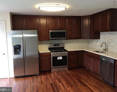 30 Blackfoot Court - Photo Thumbnail 1