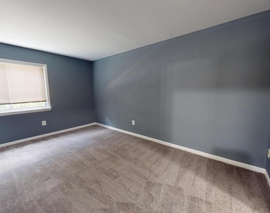 901 Woodson Road - Photo Thumbnail 4