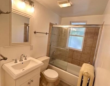 1332 Dellwood Avenue - Photo Thumbnail 5