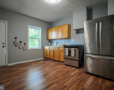 1603 E Lanvale Street - Photo Thumbnail 5