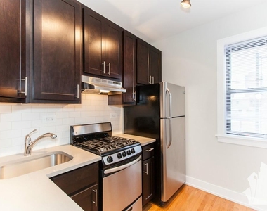 617-25 W Melrose St - Photo Thumbnail 4