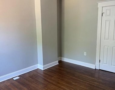 798 N Grantley Street - Photo Thumbnail 26