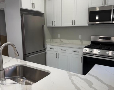 798 N Grantley Street - Photo Thumbnail 9
